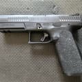 CZ P10F - bardzo dobry stan, światłowodowa muszka