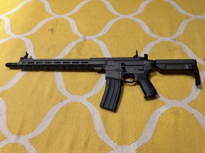 CMMG Resolute .22 LR - idealny do treningu, M-LOK, RipStock