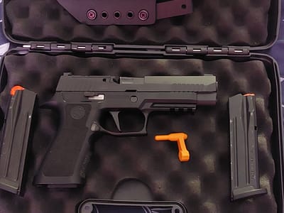 Sig-Sauer P320 X Full Size - bardzo dobry stan, 2 magazynki, kabura